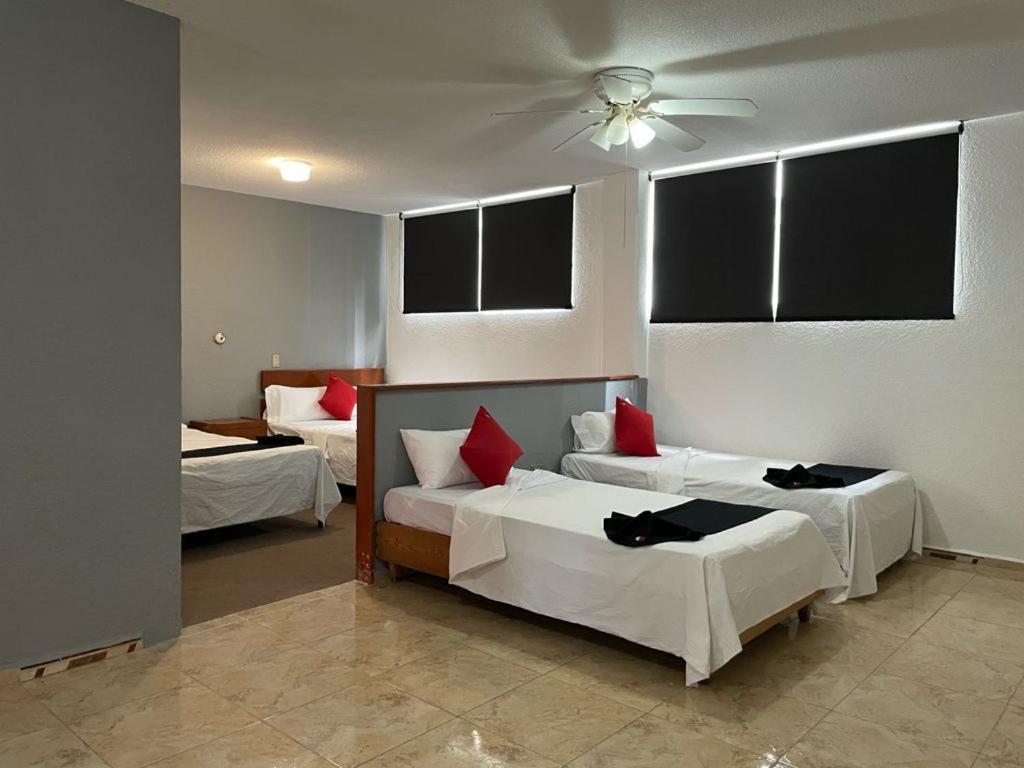 Oyo Hotel Italia Aguascalientes Kültér fotó