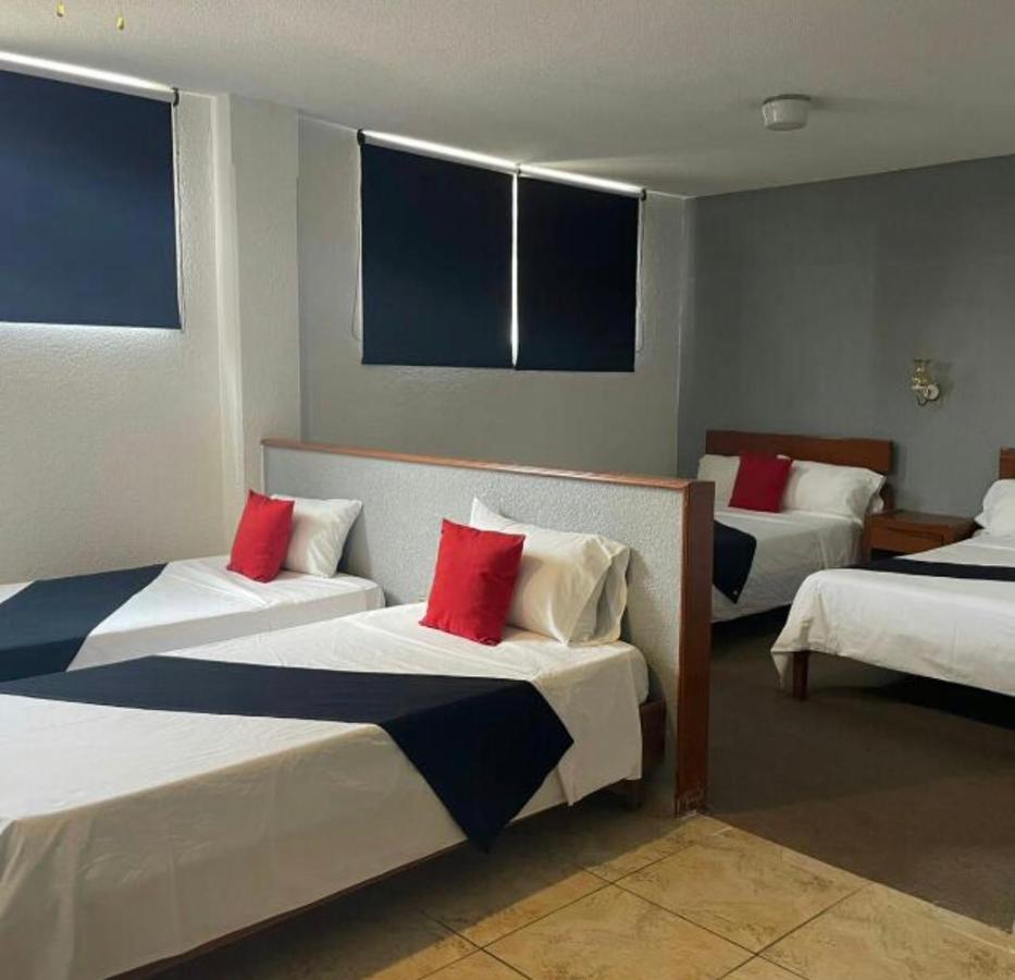 Oyo Hotel Italia Aguascalientes Kültér fotó