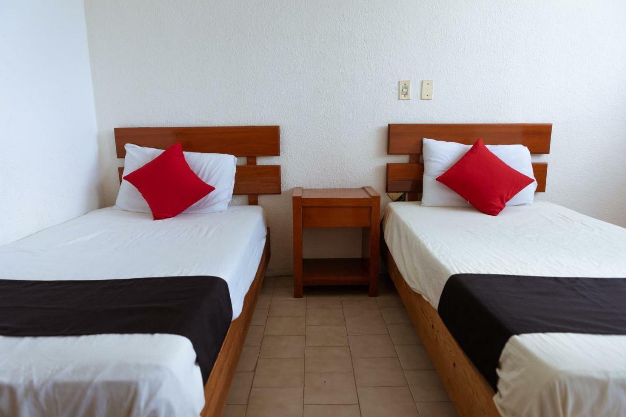 Oyo Hotel Italia Aguascalientes Kültér fotó