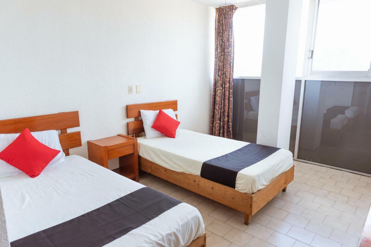 Oyo Hotel Italia Aguascalientes Kültér fotó