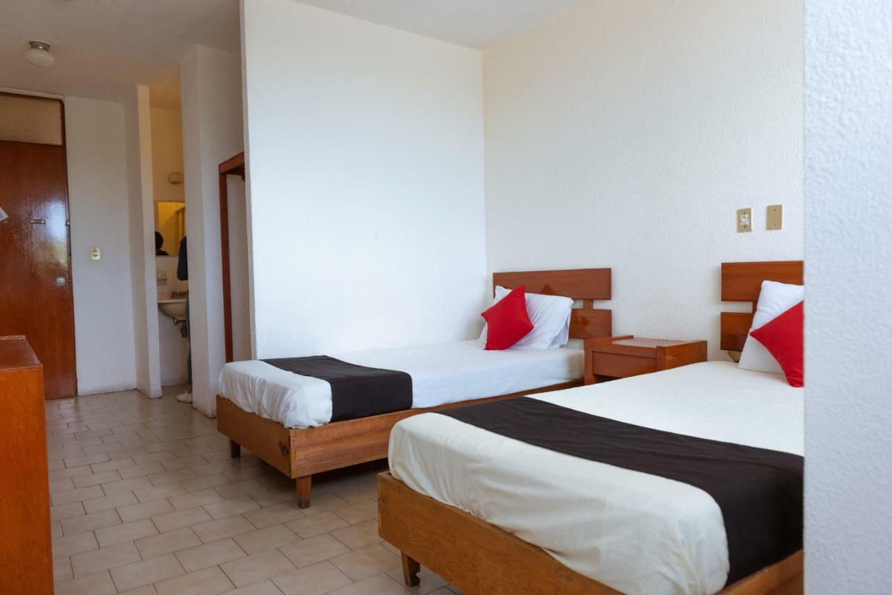 Oyo Hotel Italia Aguascalientes Kültér fotó