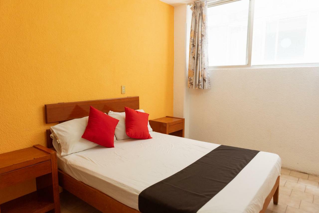 Oyo Hotel Italia Aguascalientes Kültér fotó