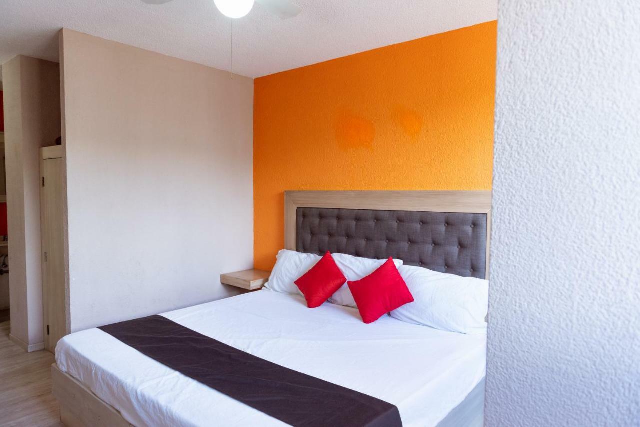 Oyo Hotel Italia Aguascalientes Kültér fotó
