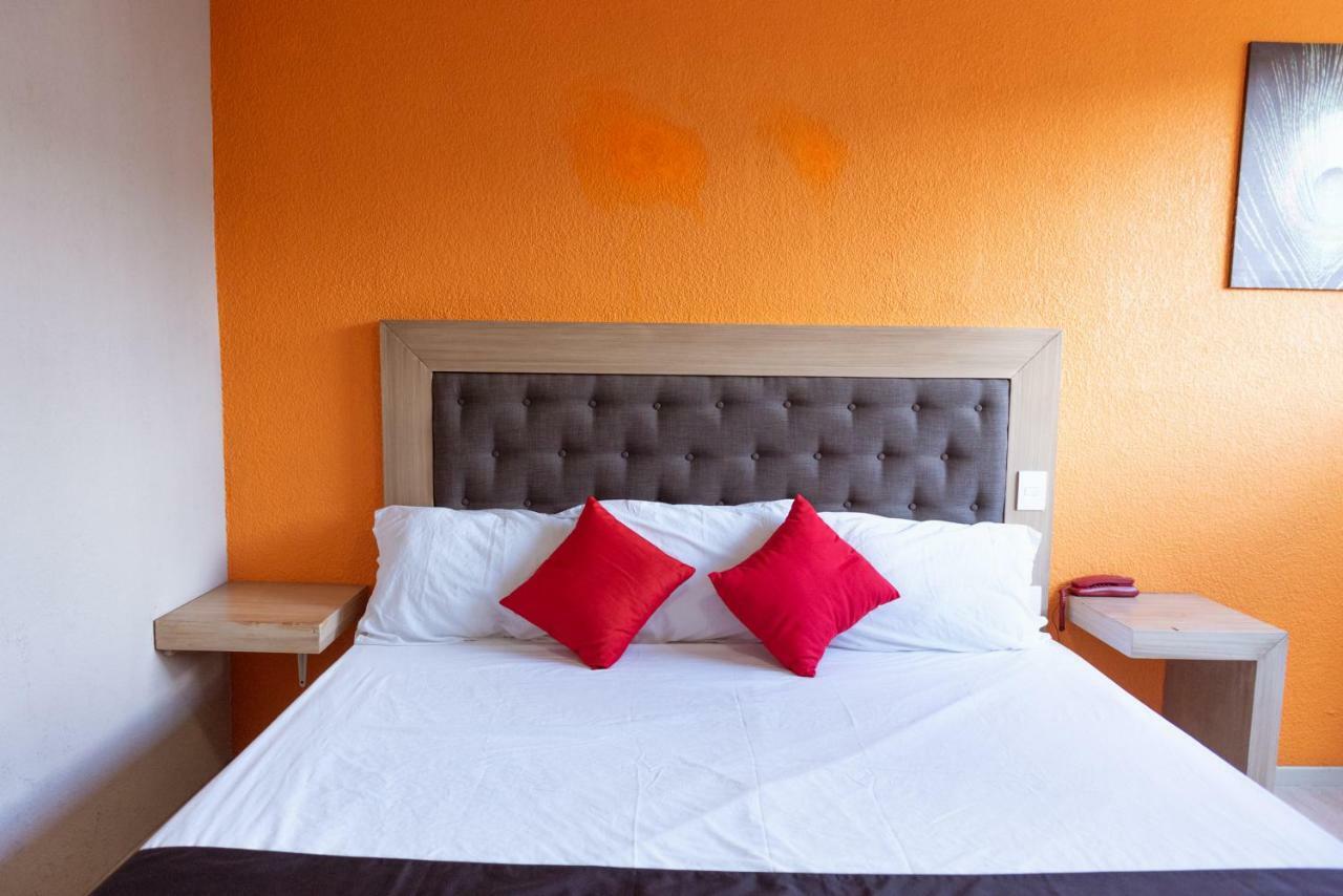 Oyo Hotel Italia Aguascalientes Kültér fotó