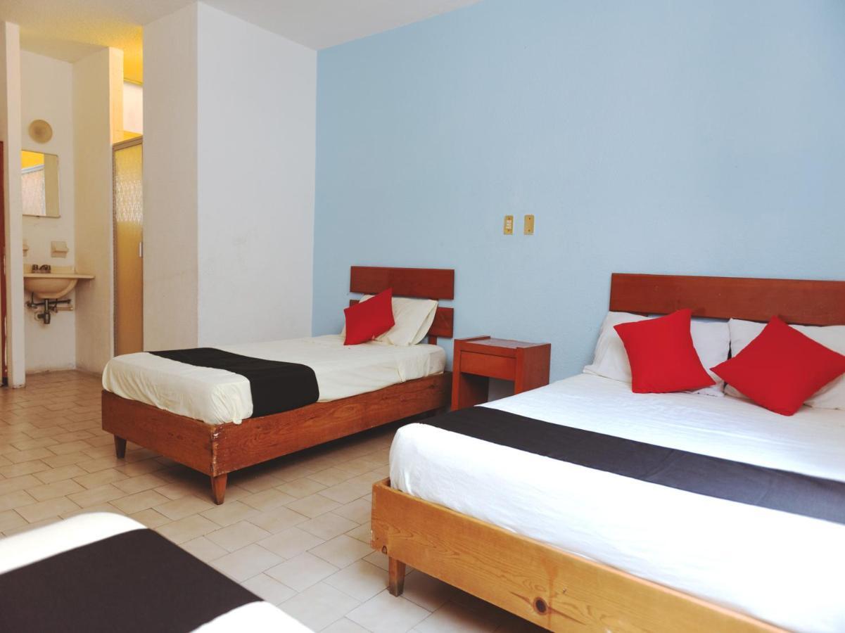 Oyo Hotel Italia Aguascalientes Kültér fotó