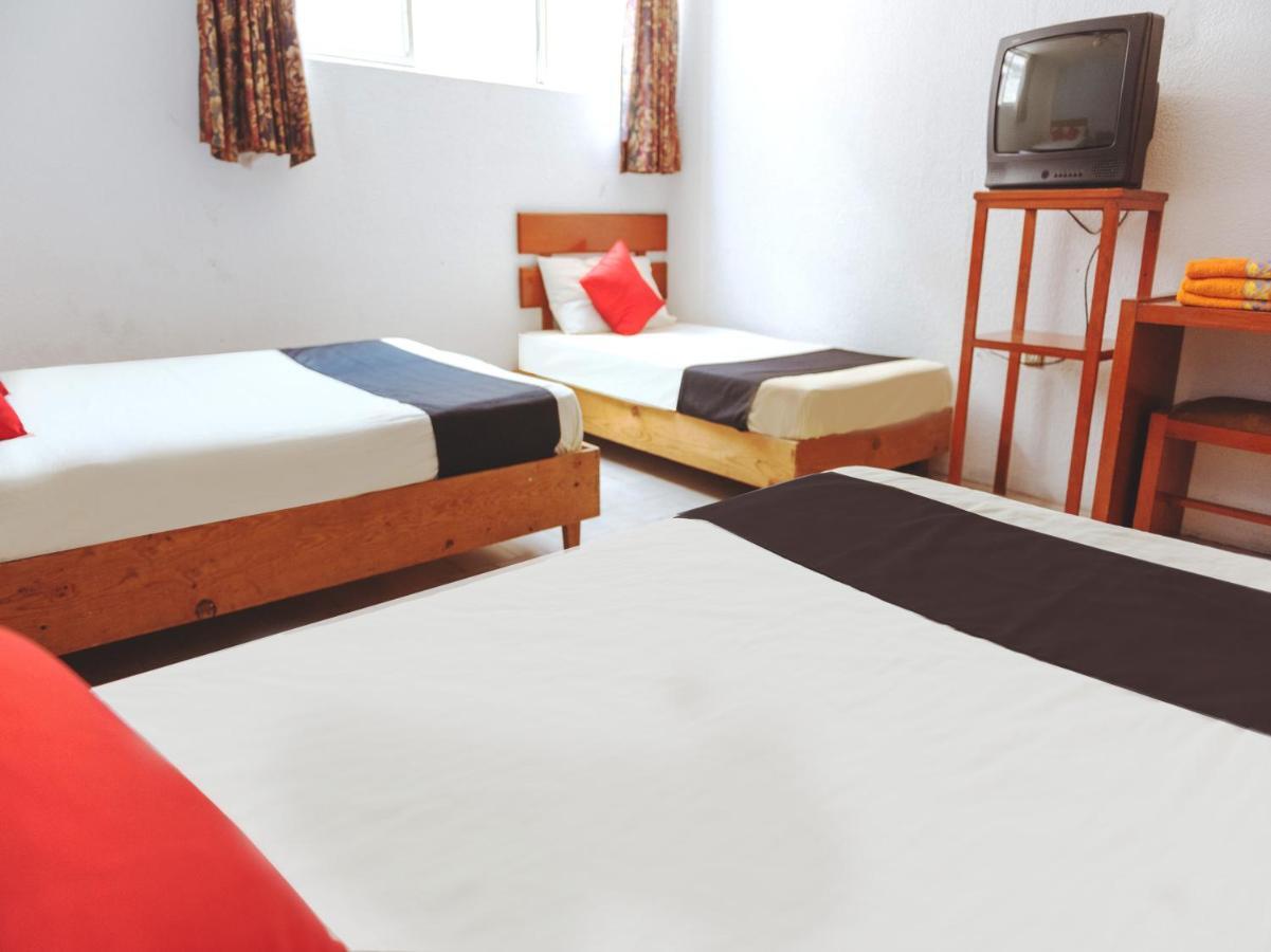 Oyo Hotel Italia Aguascalientes Kültér fotó