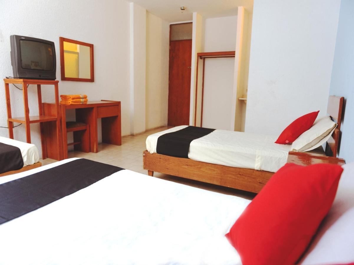 Oyo Hotel Italia Aguascalientes Kültér fotó