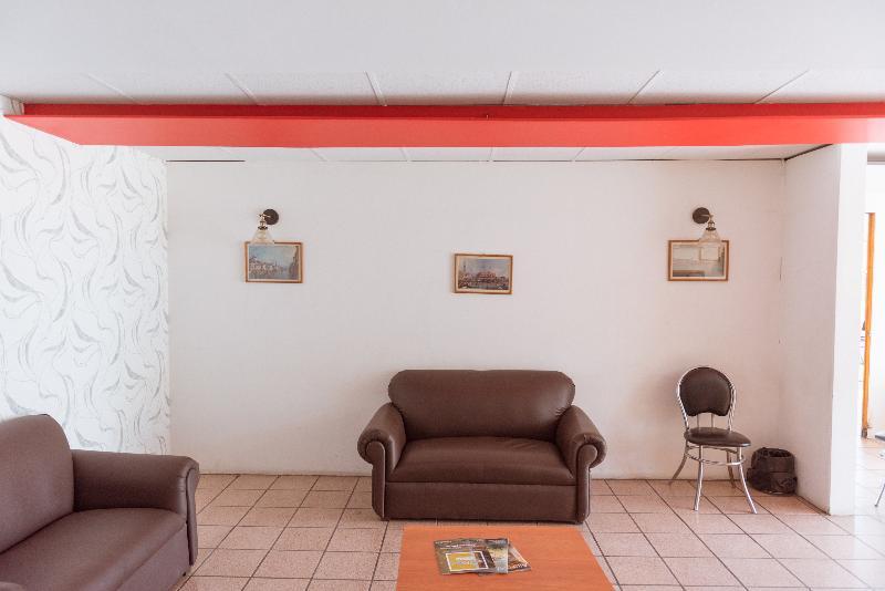 Oyo Hotel Italia Aguascalientes Kültér fotó