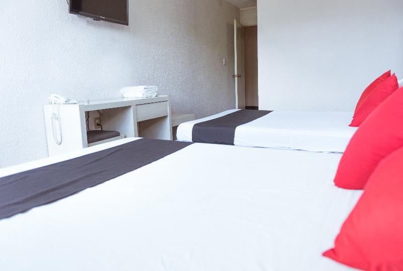 Oyo Hotel Italia Aguascalientes Kültér fotó