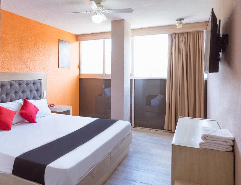 Oyo Hotel Italia Aguascalientes Kültér fotó