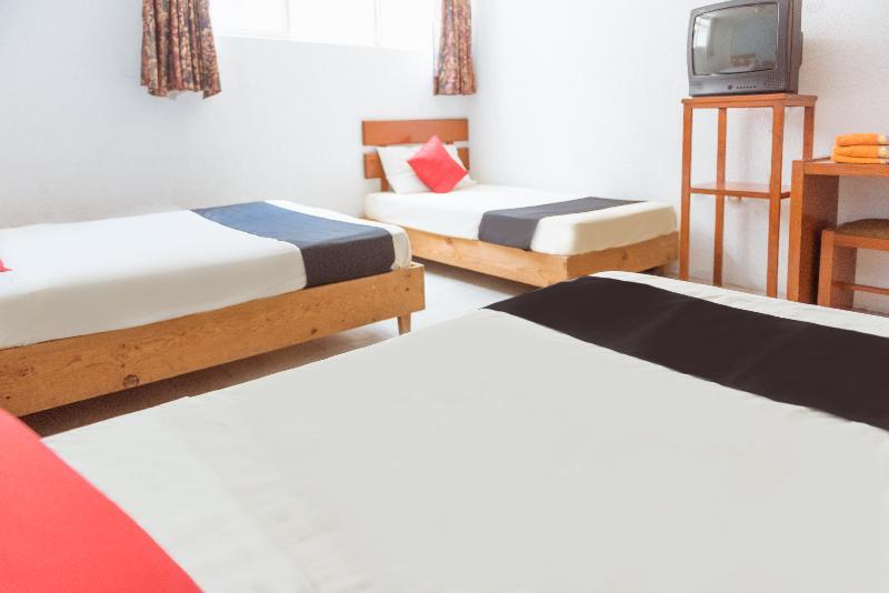 Oyo Hotel Italia Aguascalientes Kültér fotó