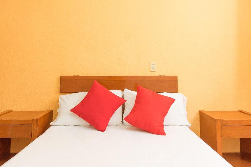 Oyo Hotel Italia Aguascalientes Kültér fotó